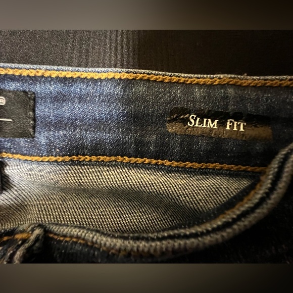 JUDY BLUE CLASSIC SLIM FIT JEANS  MEDIUM BLUE. GREAT CONDITION SIZE 5/27 - Picture 15 of 16